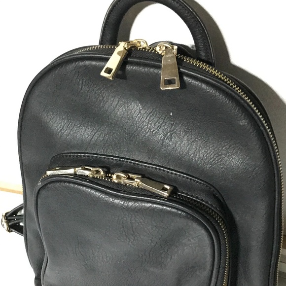 International Concepts Black Back Pack - Picture 1 of 6